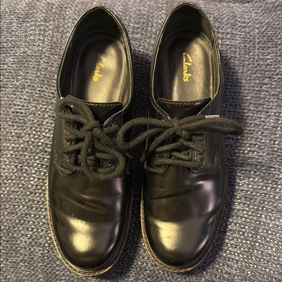 Clarks Black Leather Lace-Up Flats - Picture 3 of 7